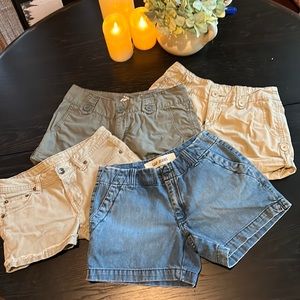 Women’s/juniors shorts lot of 4 Gap, Mossimo and Paper denim & cloth. Size 0